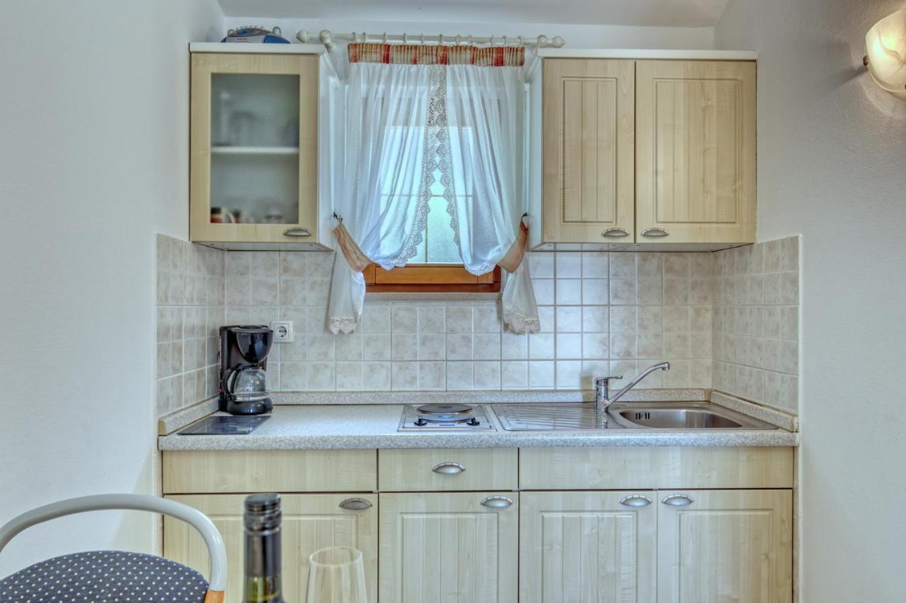 Apartmets Slavica 1644 반졸레 외부 사진