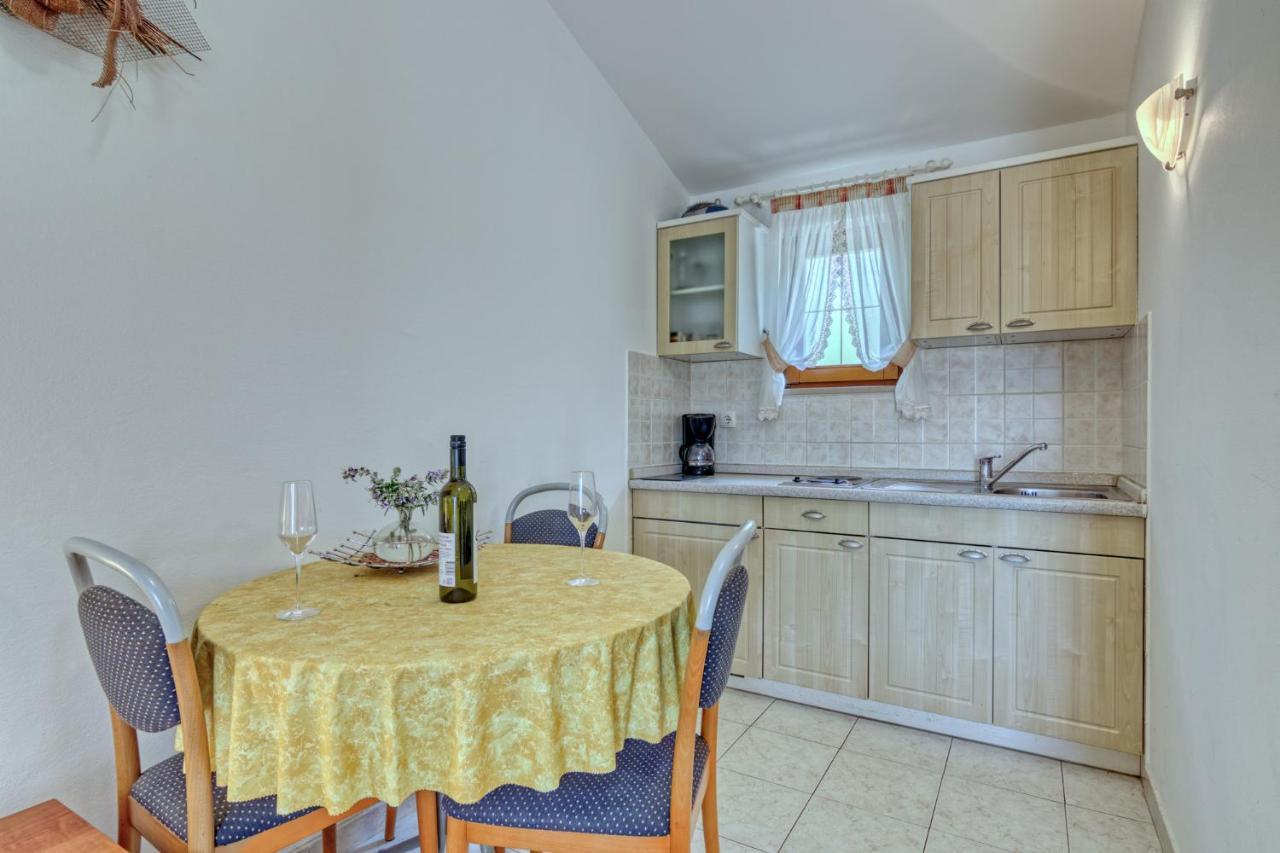 Apartmets Slavica 1644 반졸레 외부 사진